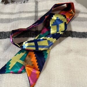 TWILLY. Uses for Bags, handles, and Hair! NWOT. 33”